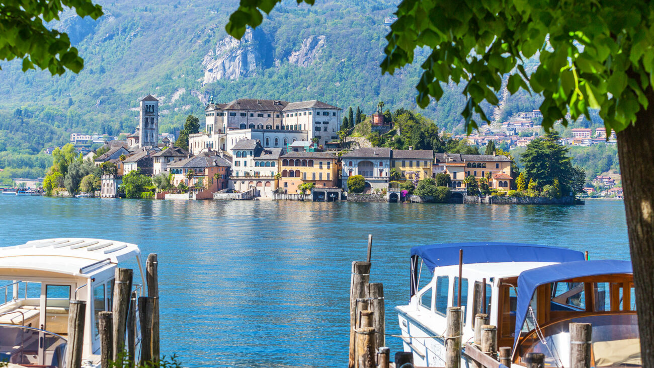 Home: symbol of peace, love & family